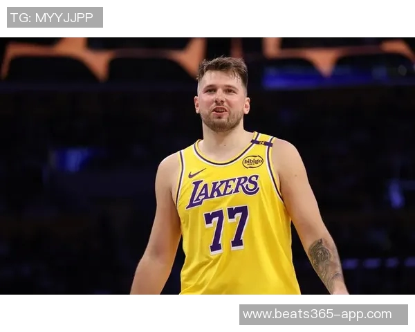 制造进攻犯规排行榜揭晓里夫斯领衔波杰姆紧随其后东契奇位列第五